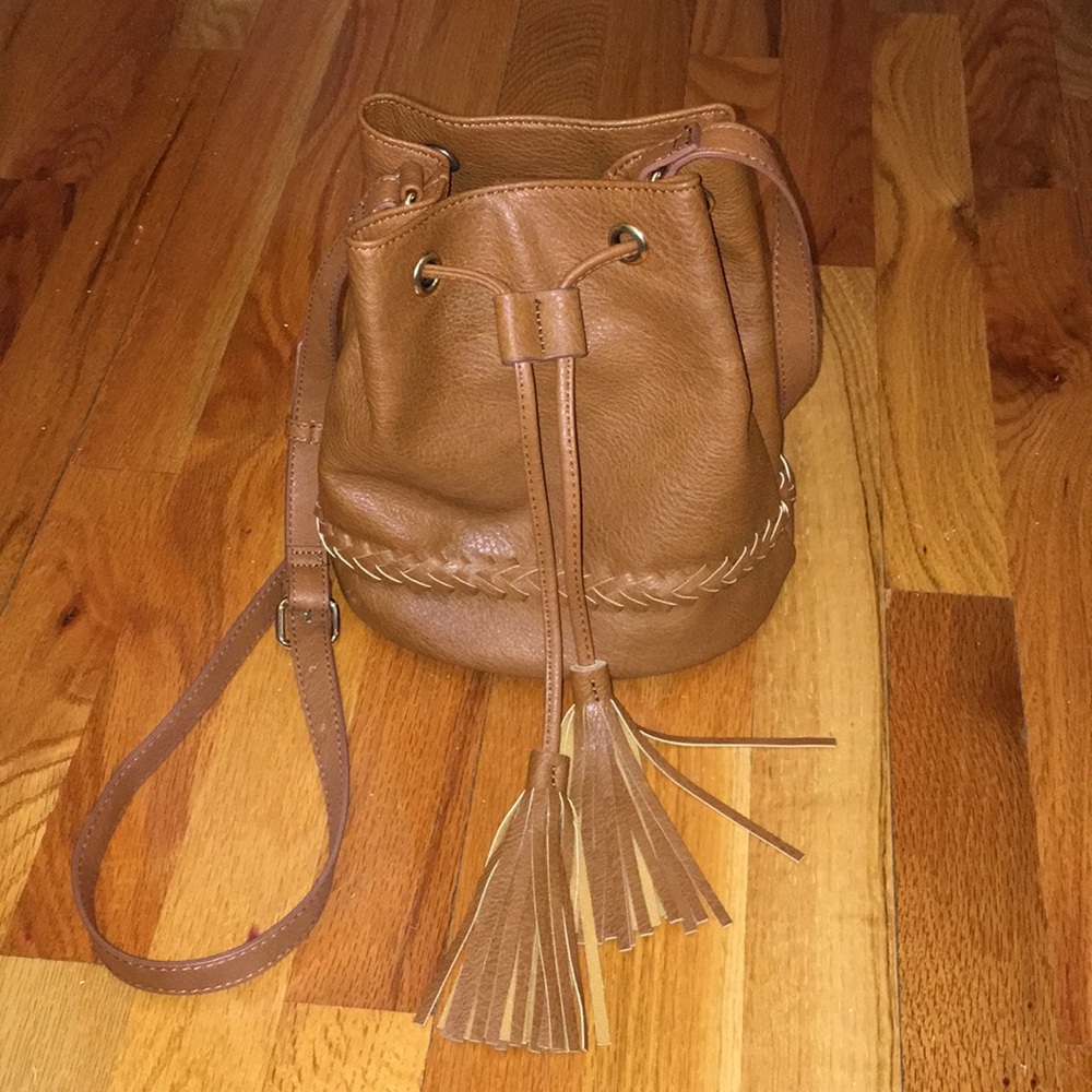 🌿2 for $20🌿NWOT F21 Bucket Bag